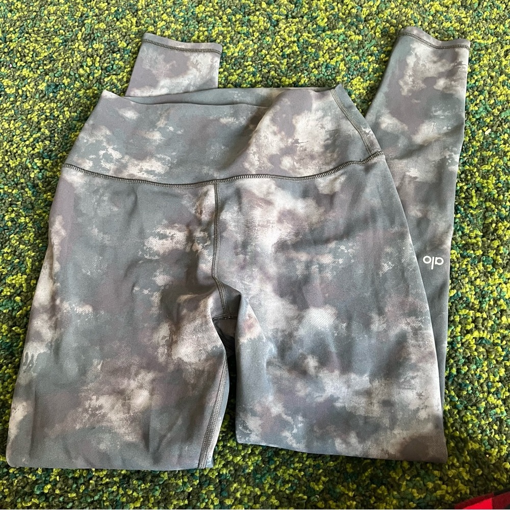 Excellent High rise alo full length legging